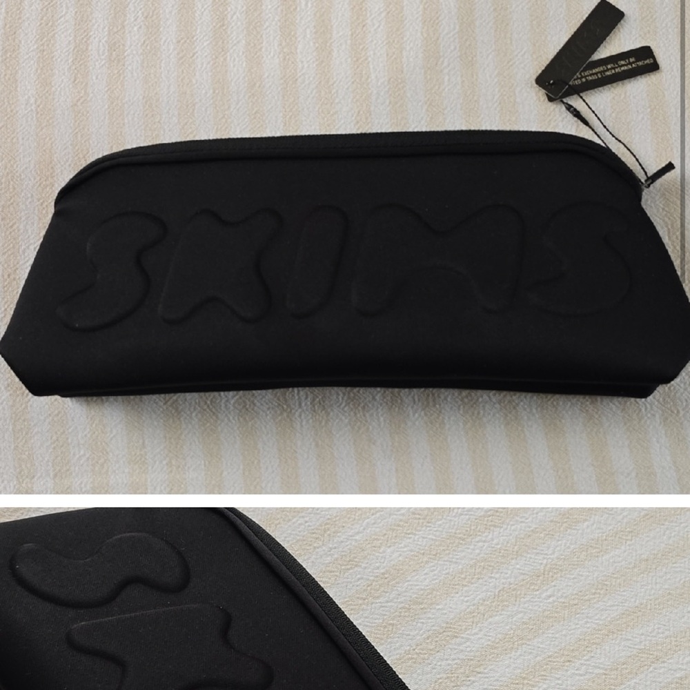 Skims Black Neoprene Zip Makeup/Travel Pouch With Zipper NWT
